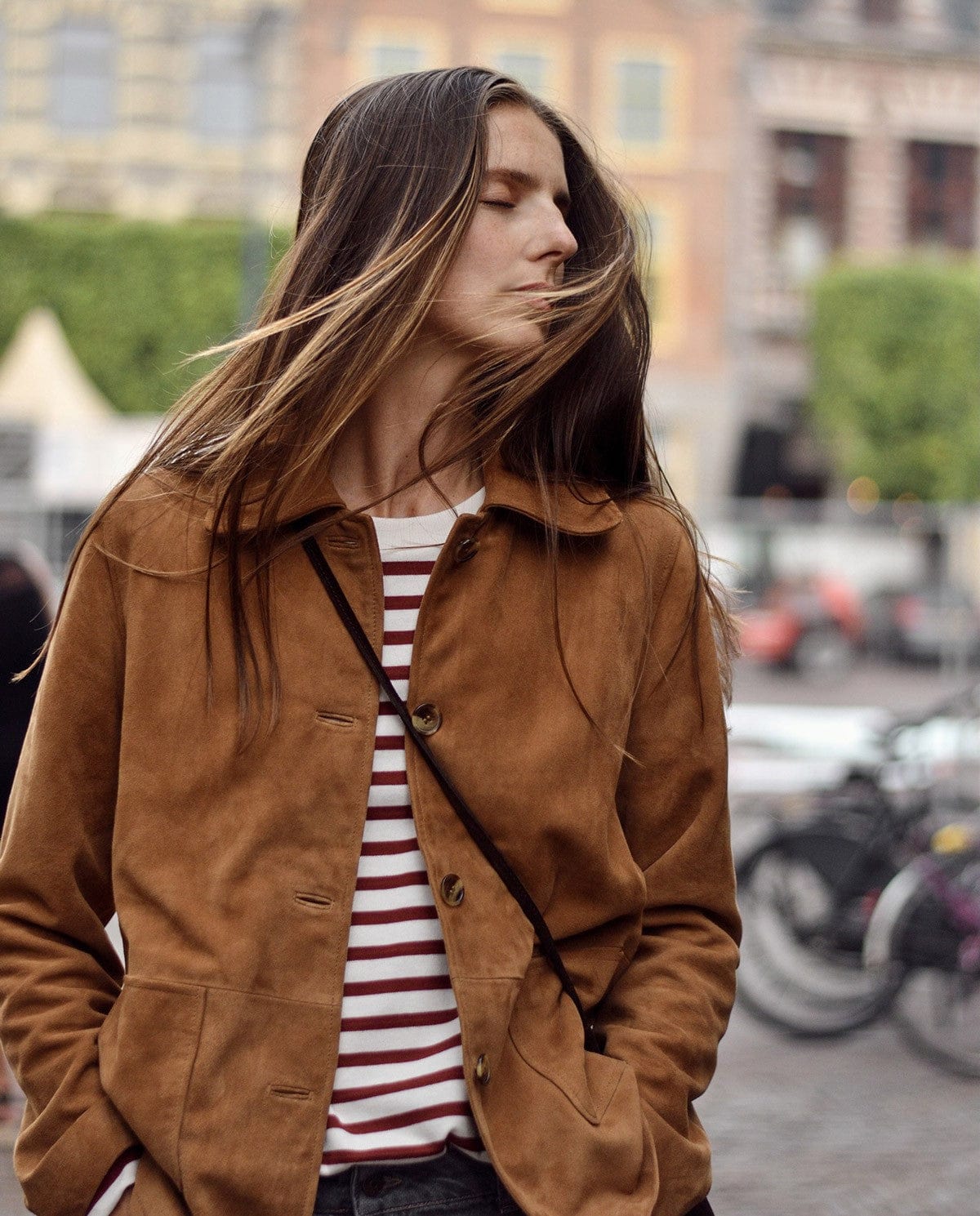 Yerse JACKET The Suede Jacket in Tierra