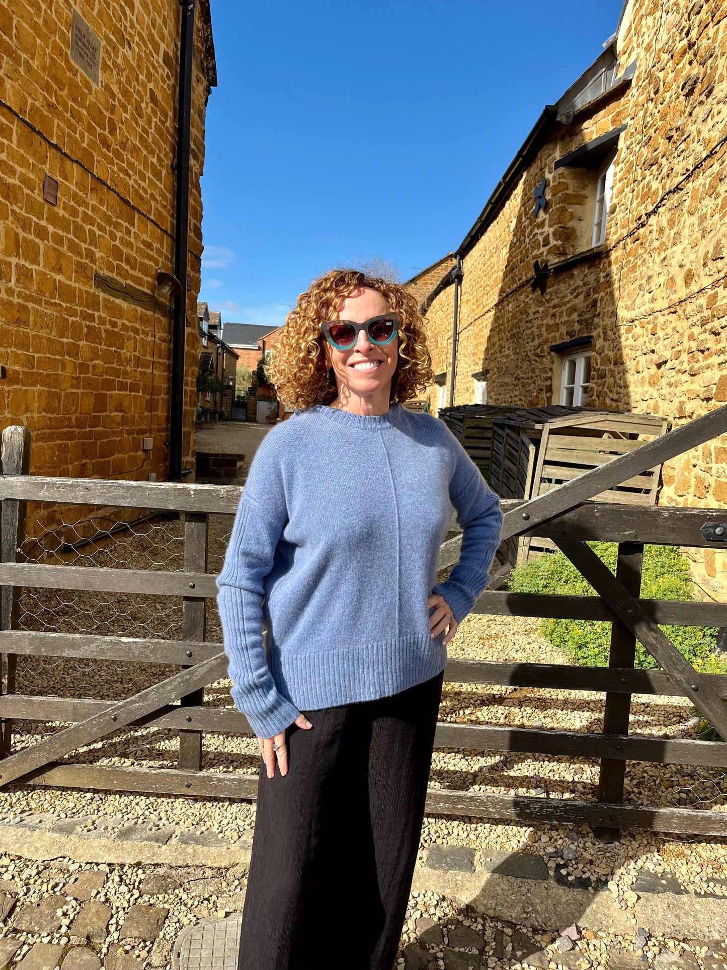 Absolut Cashmere Knitwear Candace Cashmere Jumper in Denim