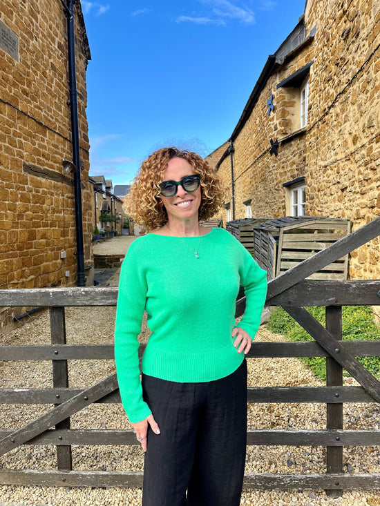 Absolut Cashmere Knitwear Noemi Cashmere Jumper in Electric Lime