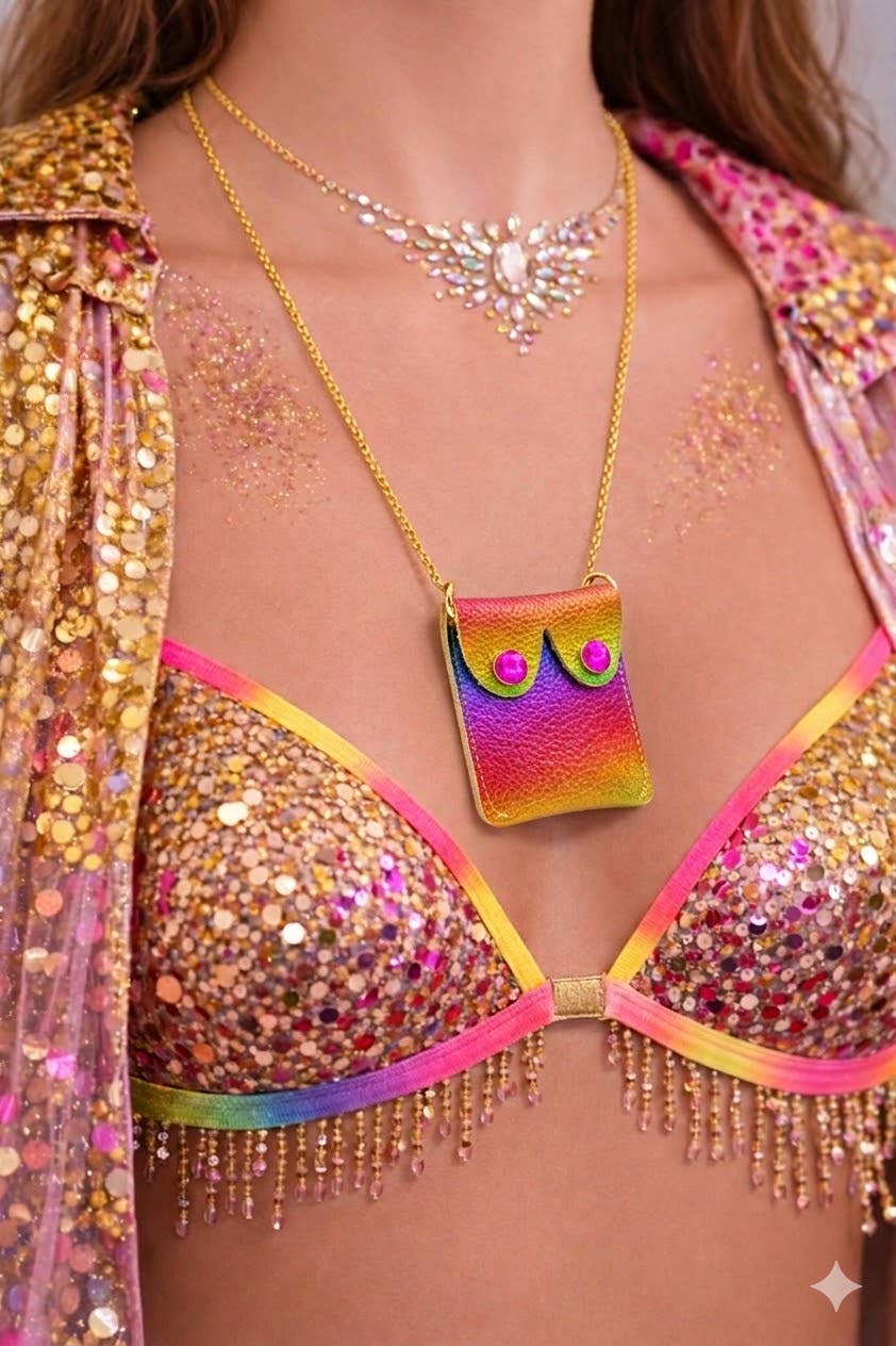 'Alkemest Party Accessory – Leather Boob pouch – Statement accessory: Gold