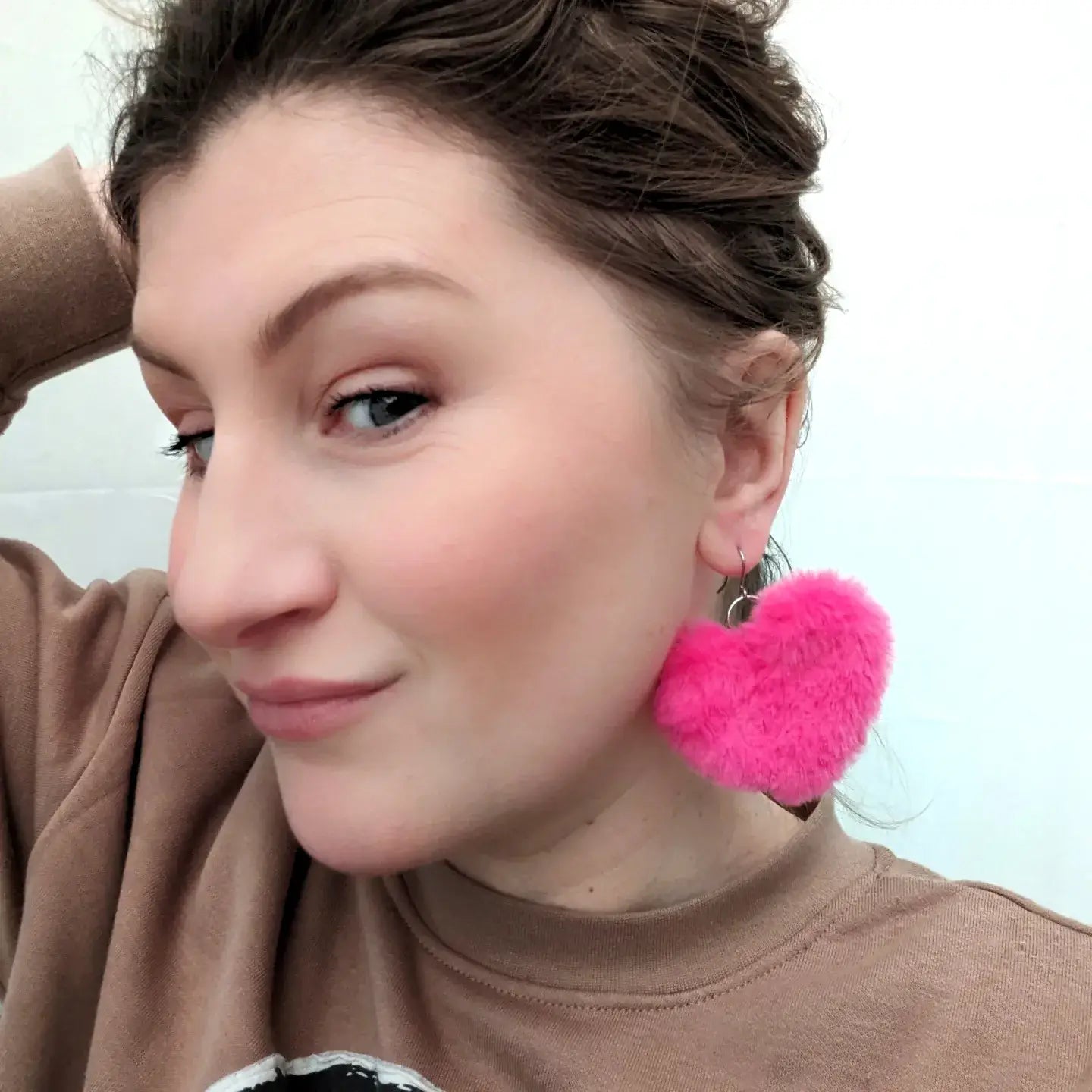 All The Discos Earrings Fluffy Heart Dangle Earrings