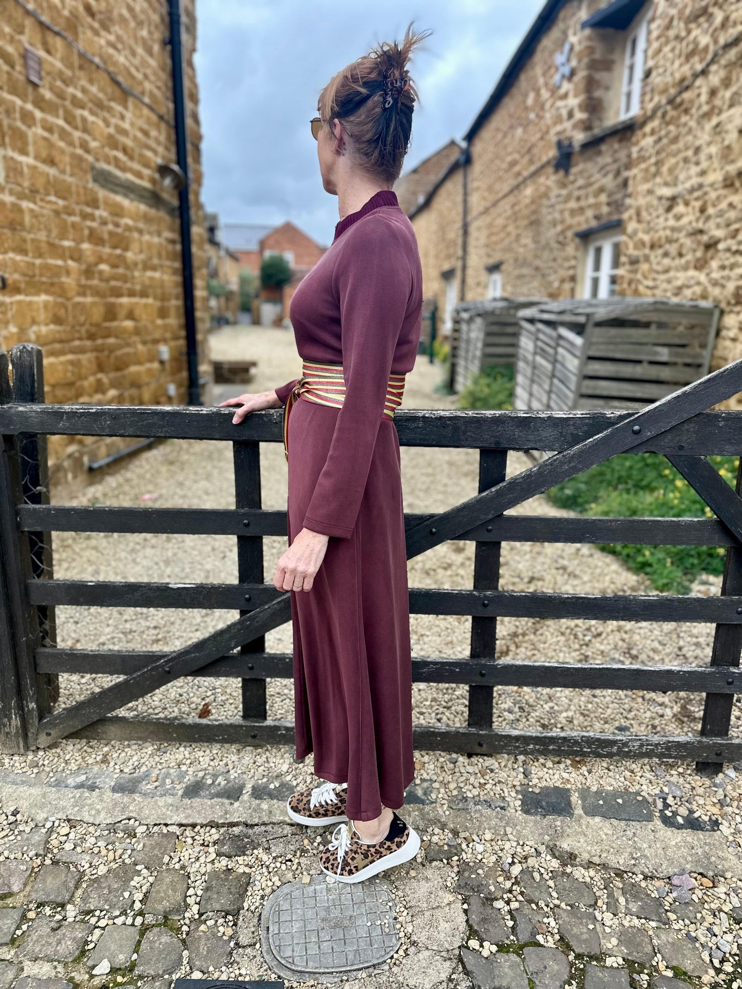 ARGGIDO Dresses The Harmony Dress in Bordeaux