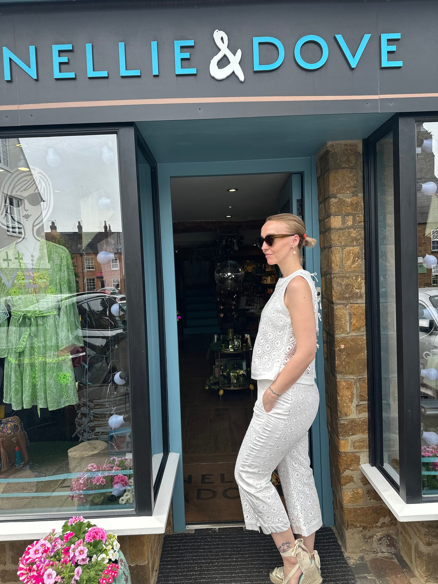 ARGGIDO Tops The Elodie Broderie Top
