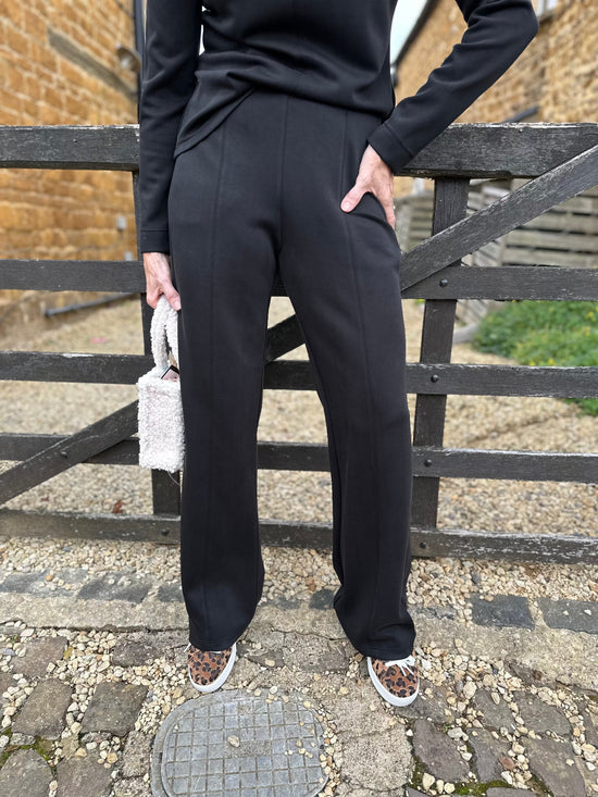 ARGGIDO Trousers Serenity Trousers in Black