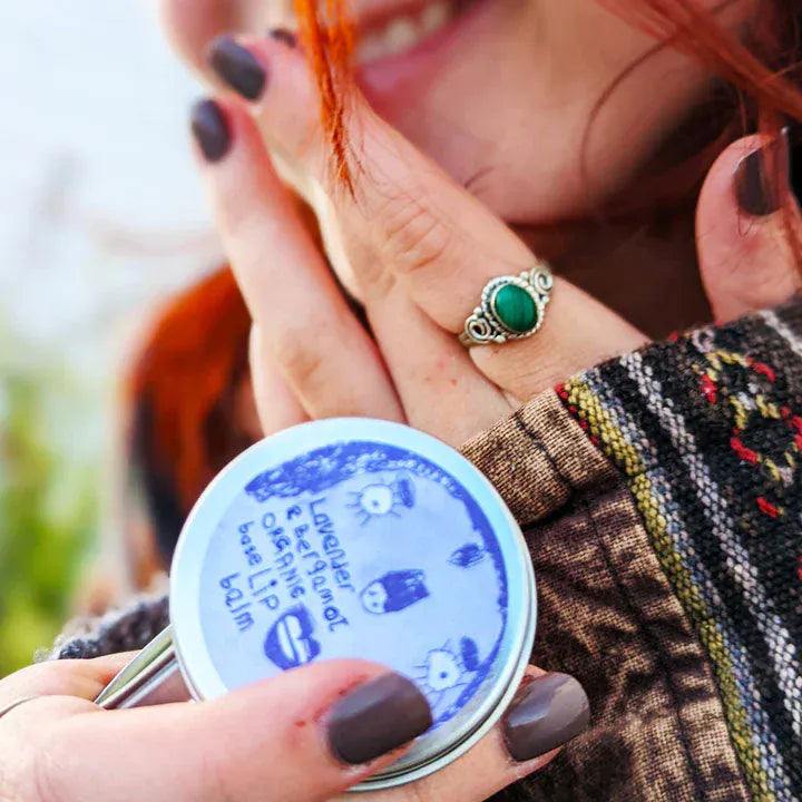 ARTHOUSE UNLIMITED Bath & Body Lady Muck, Lip Balm, Lavender & Bergamot