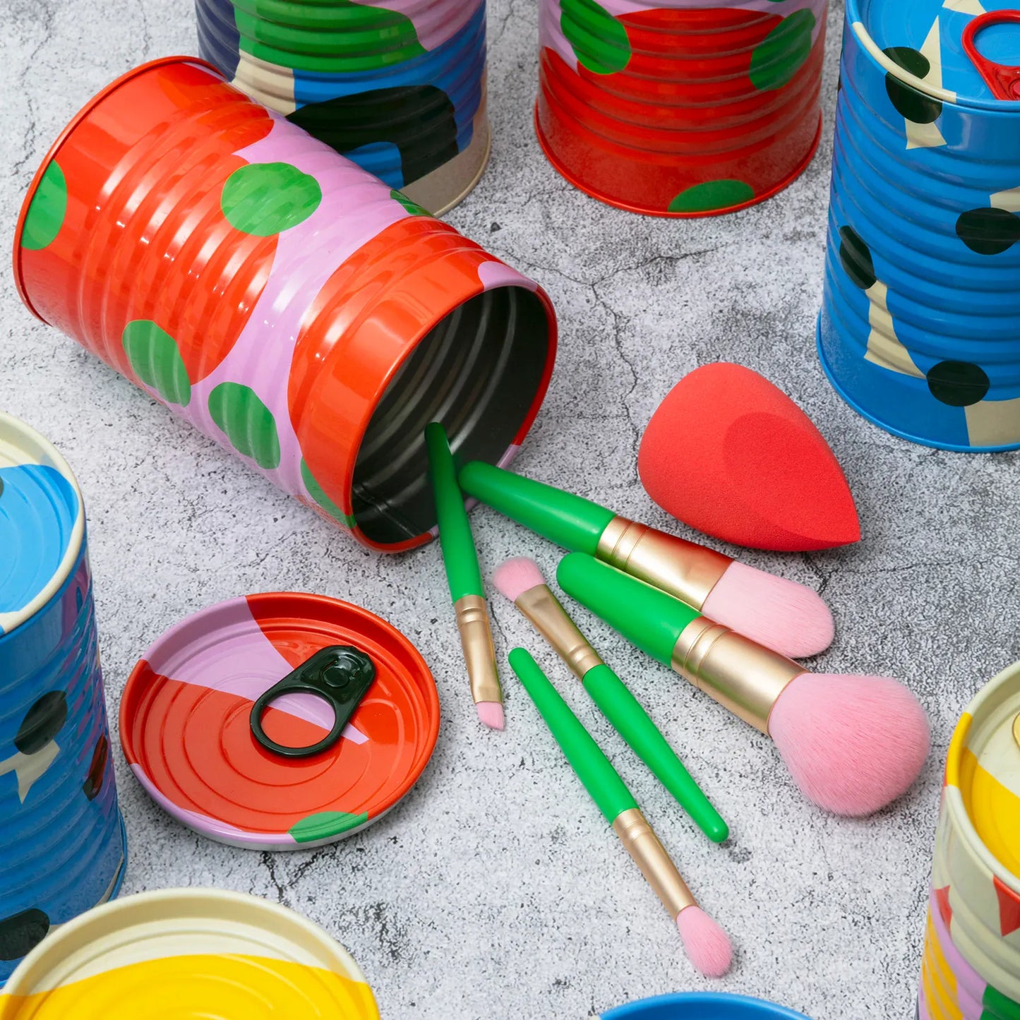 Block Design Make up Brsuhes Blush up - Tinned Goods