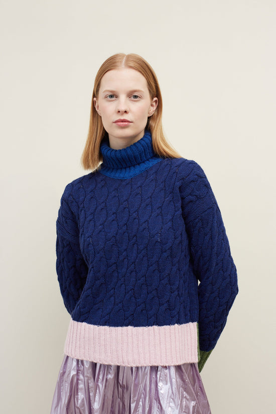 Dr Bloom Knitwear Jazzy Jumper in Azul