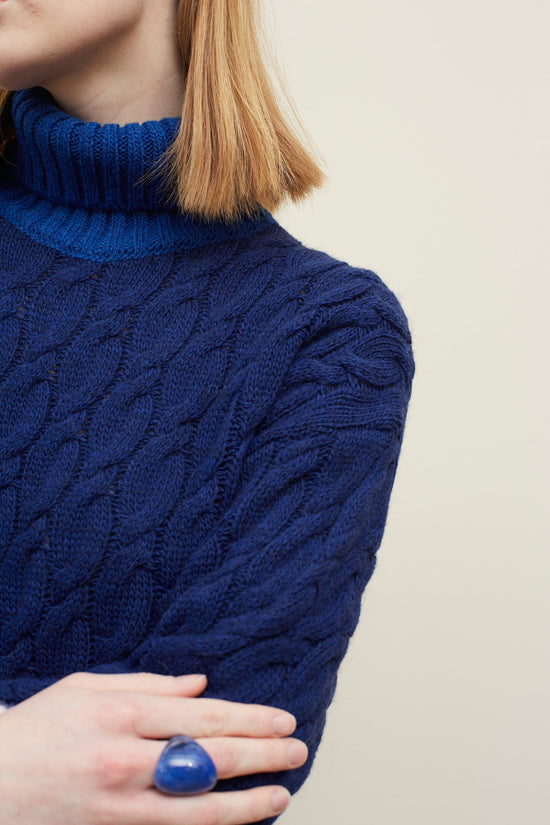 Dr Bloom Knitwear Jazzy Jumper in Azul