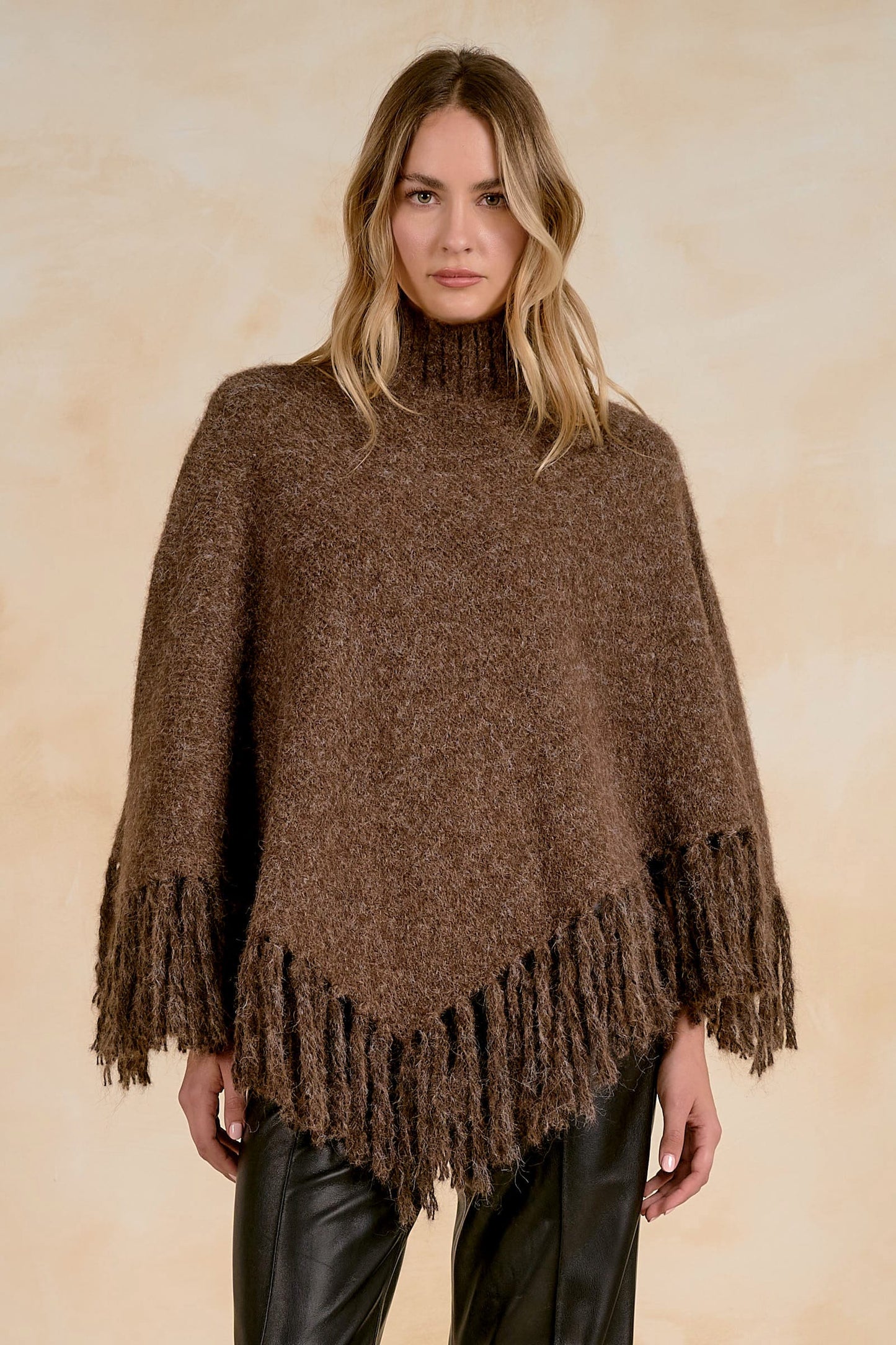 Elan Knitwear ONE SIZE Wayne Poncho in Bark