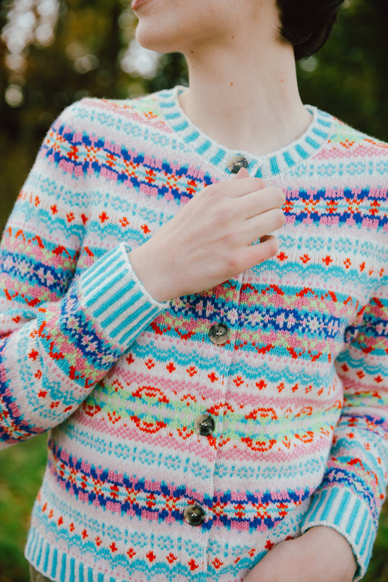 ERIBE Knitwear Knitwear Kinross Cardigan in Mural