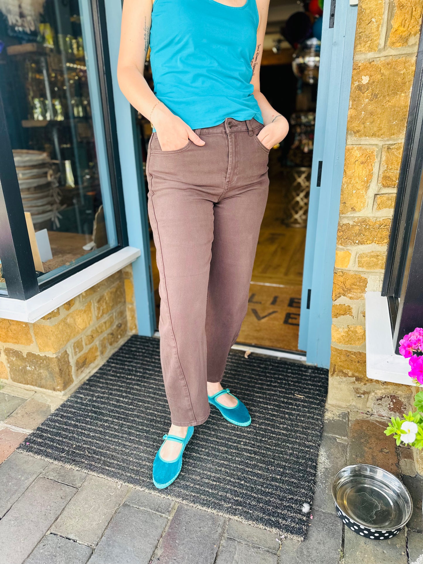 EsQualo Trousers Barrel Leg Trousers in Cacao