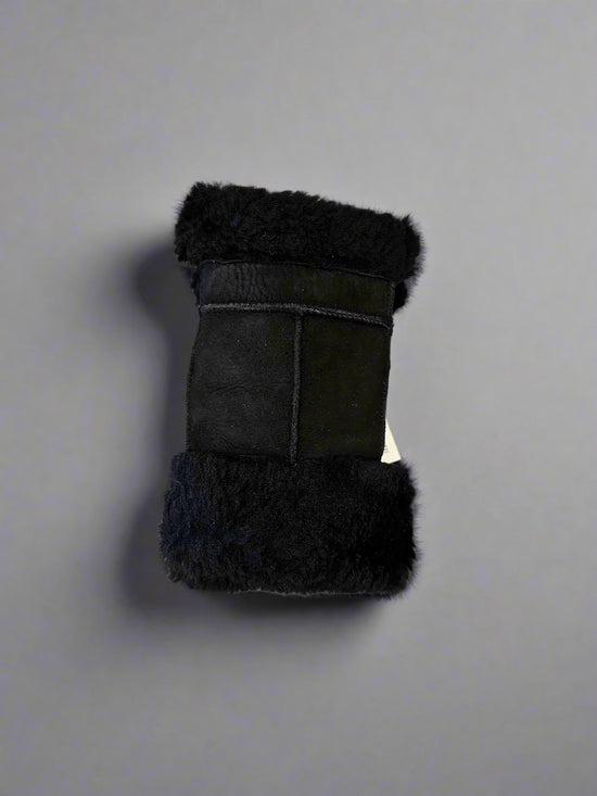 Hanlin Hats & Gloves BLACK W/ BLACK CUFF Cosy Sheepskin Handwarmers - Medium