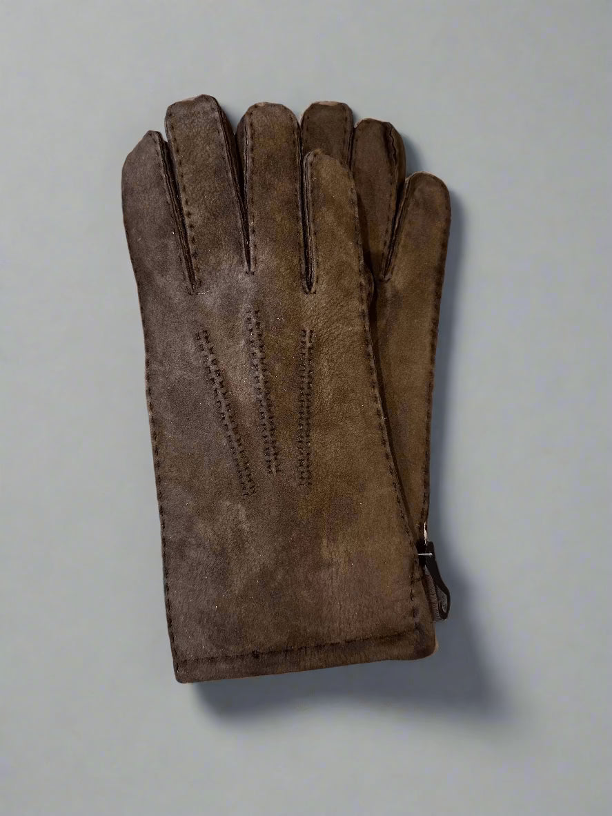 Hanlin Hats & Gloves CHOCOLATE Suede Gloves - Sheepskin in Medium