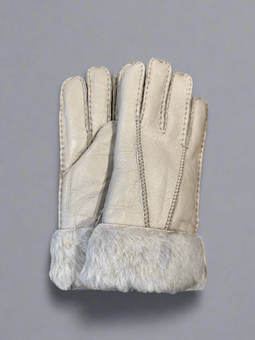 Hanlin Hats & Gloves IVORY Cosy Cuff Gloves - Sheepskin in Medium