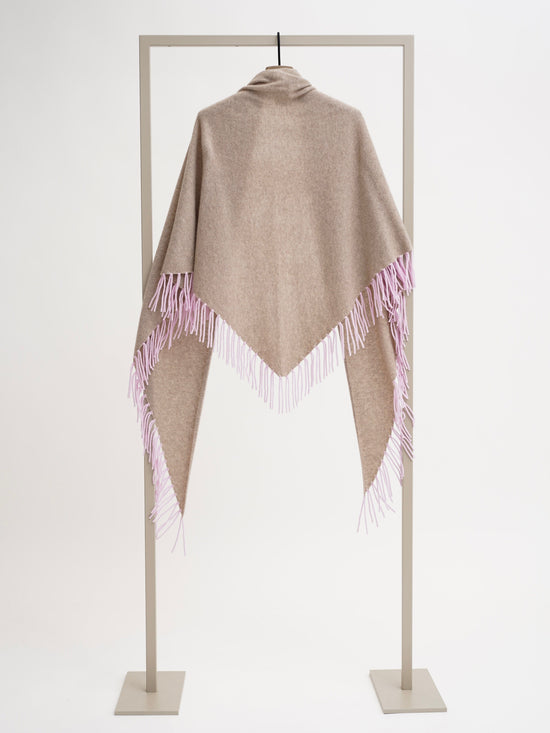 Herzen's Angelegenheit Knitwear ONE SIZE Cashmere Hug Wrap in Oat and Pink