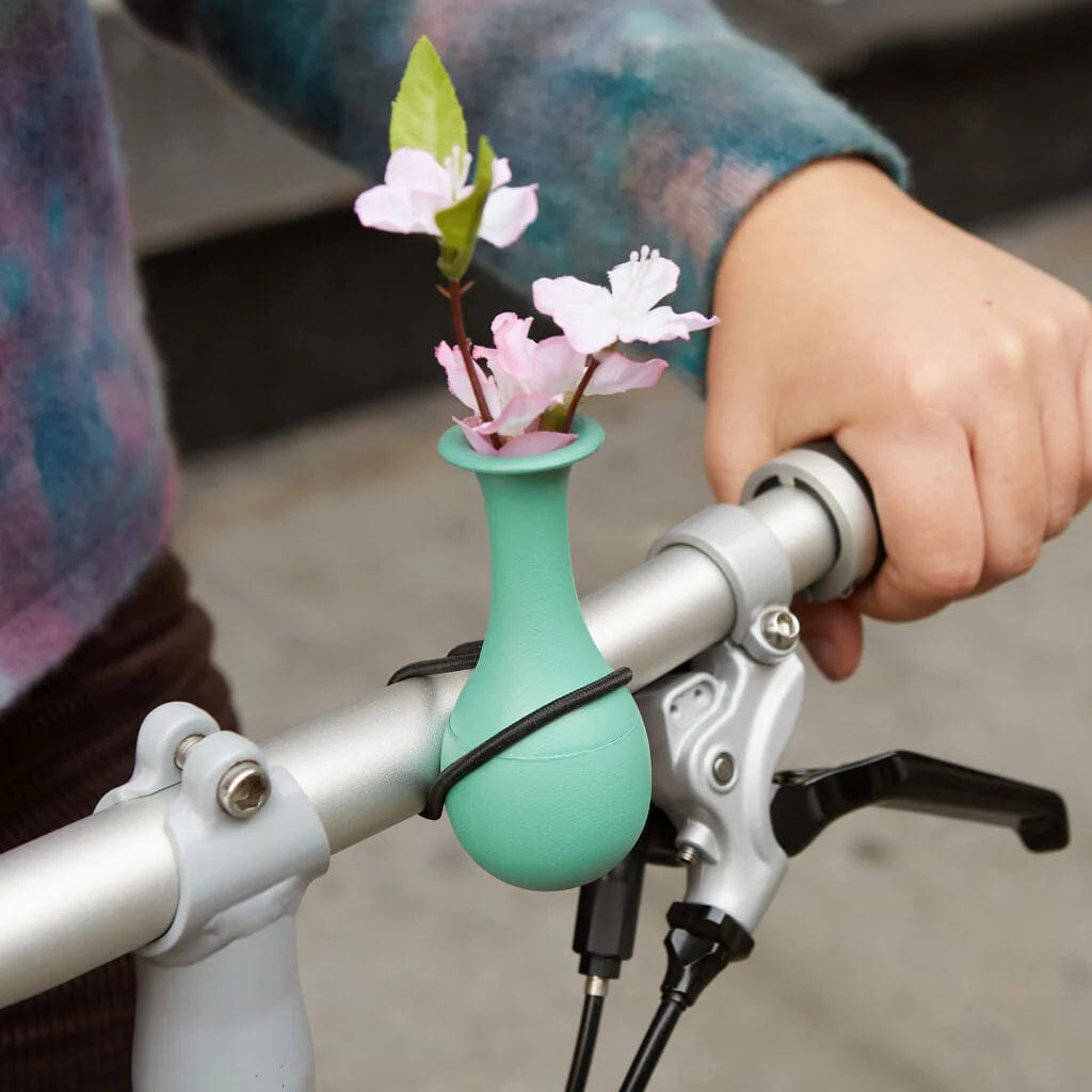 Kikkerland Gifts Bike Vase