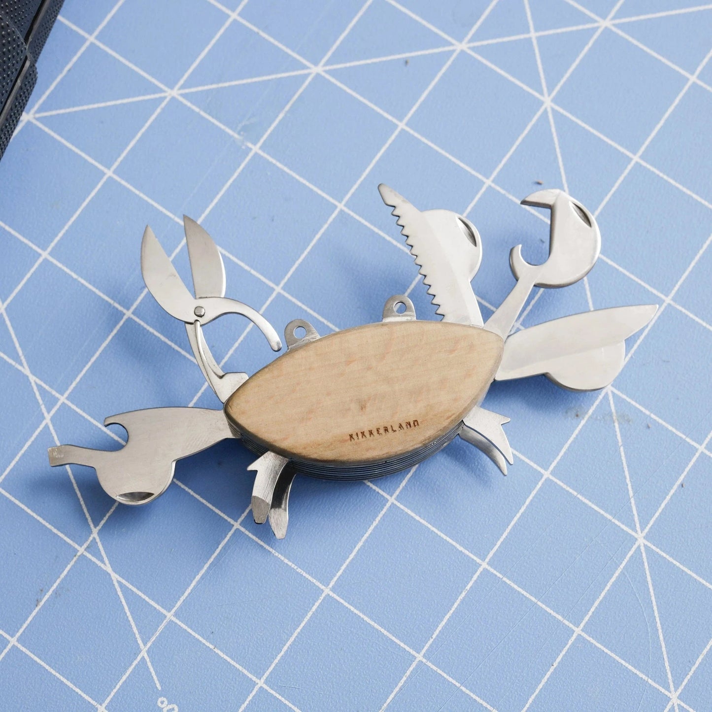 Kikkerland Gifts Crab Multi-tool