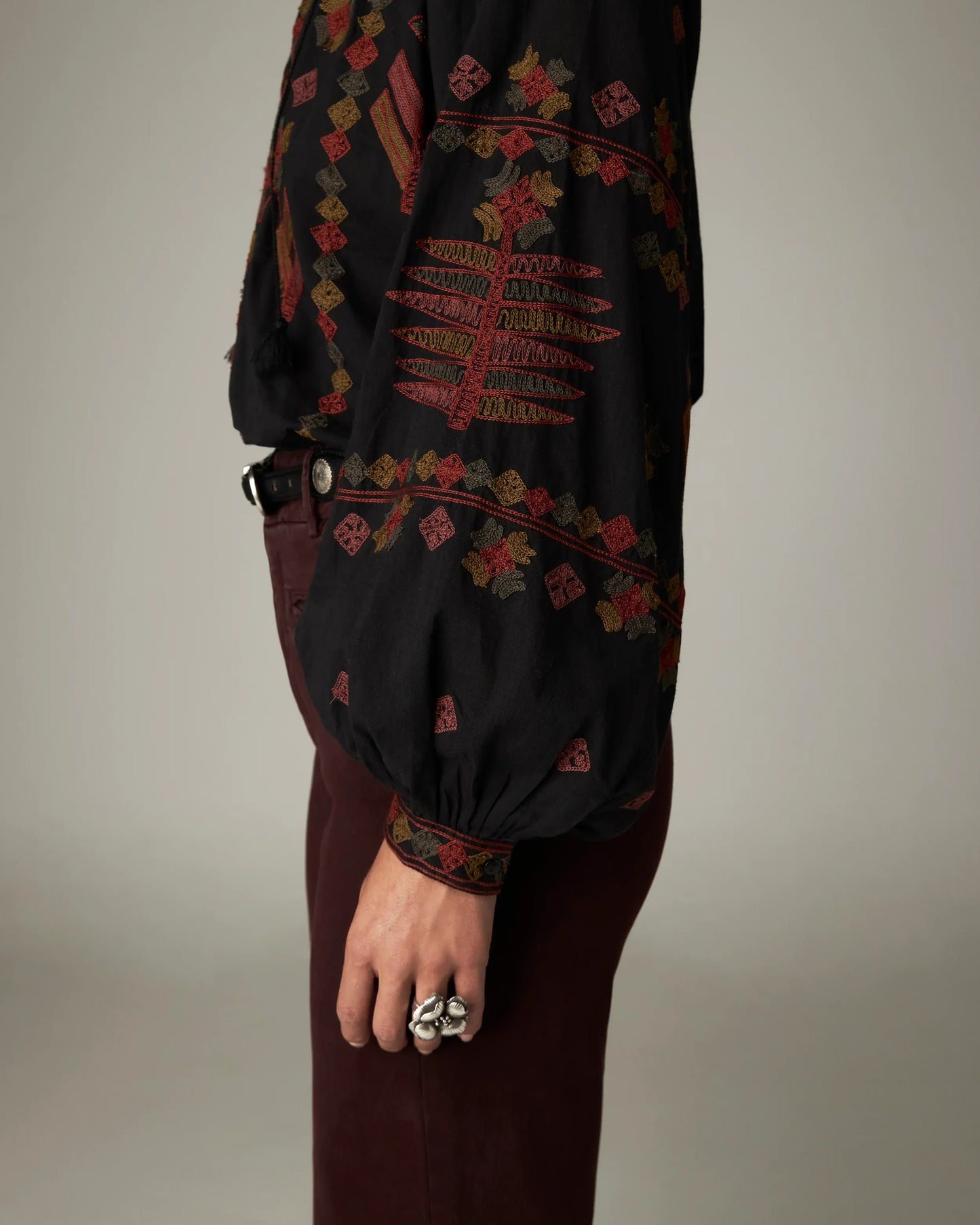 Maison Hotel Tops Arrows Robin Top in Charcoal