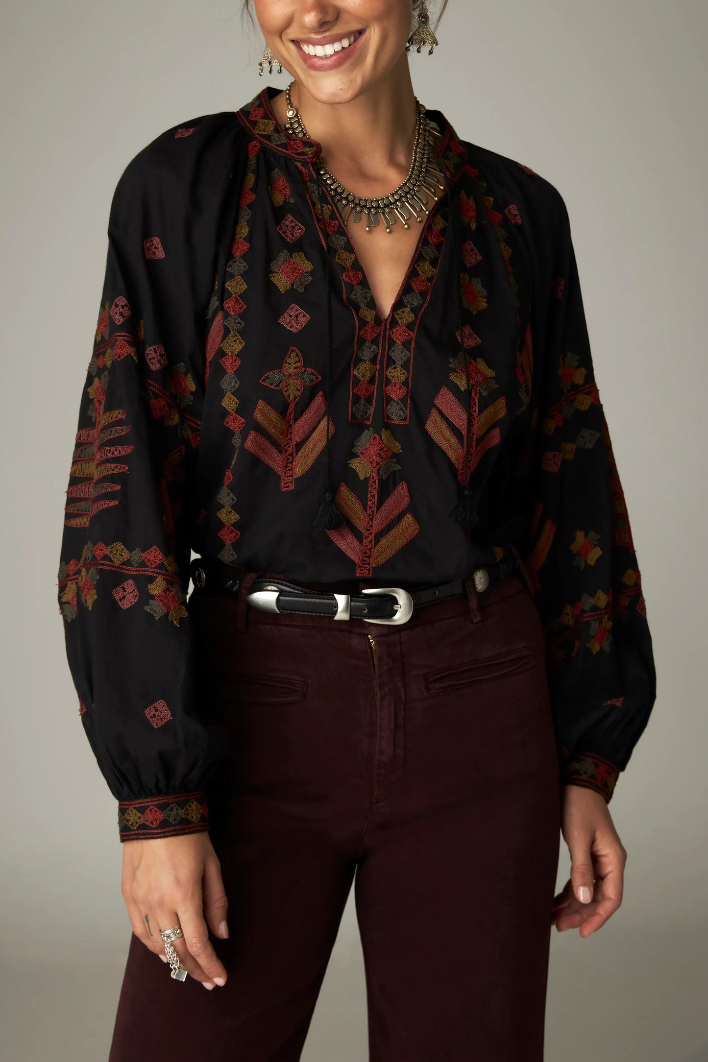 Maison Hotel Tops Arrows Robin Top in Charcoal