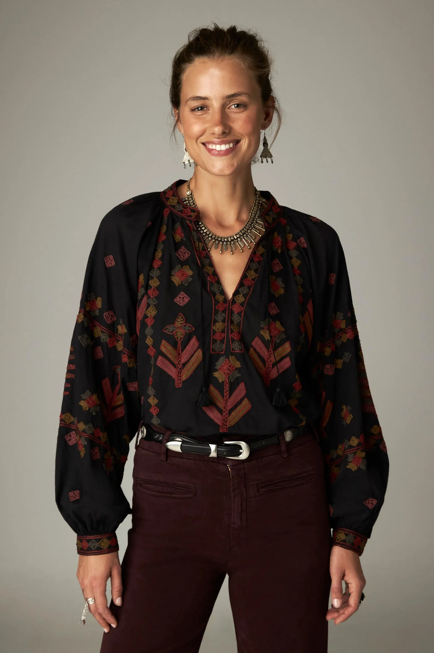 Maison Hotel Tops Arrows Robin Top in Charcoal