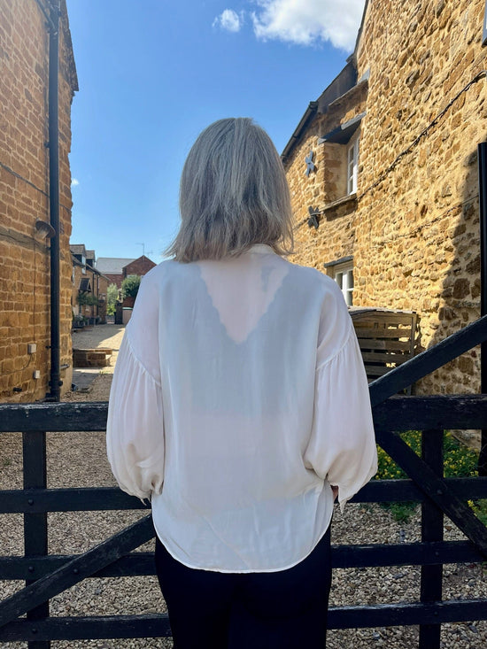 Maison Hotel Tops Giovanni Top in Pearl