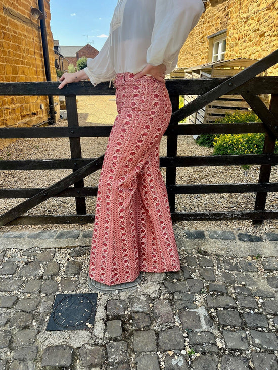 Maison Hotel Trousers Clypso Trousers in Coral