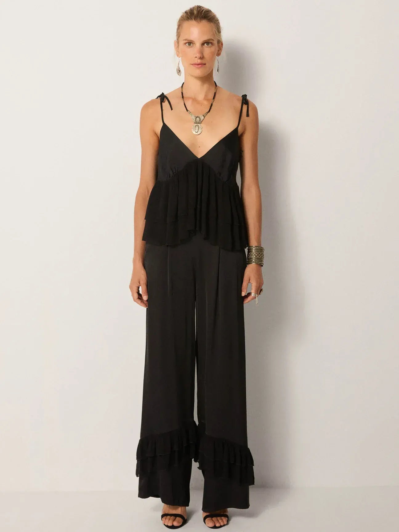 Maison Hotel Trousers Lucia Trousers in Noir