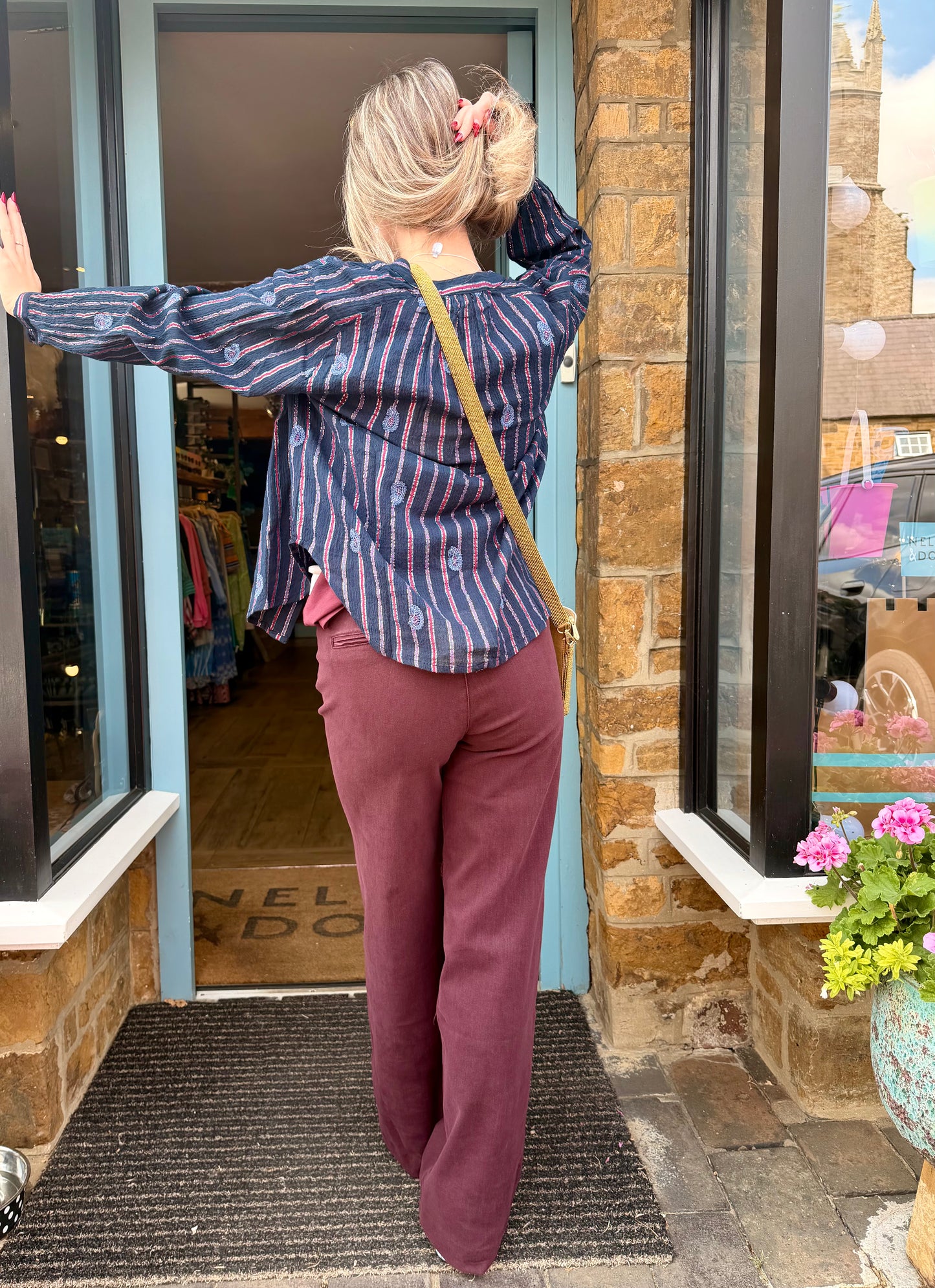 Maison Hotel Trousers Lyon Viva Trousers in Bacco