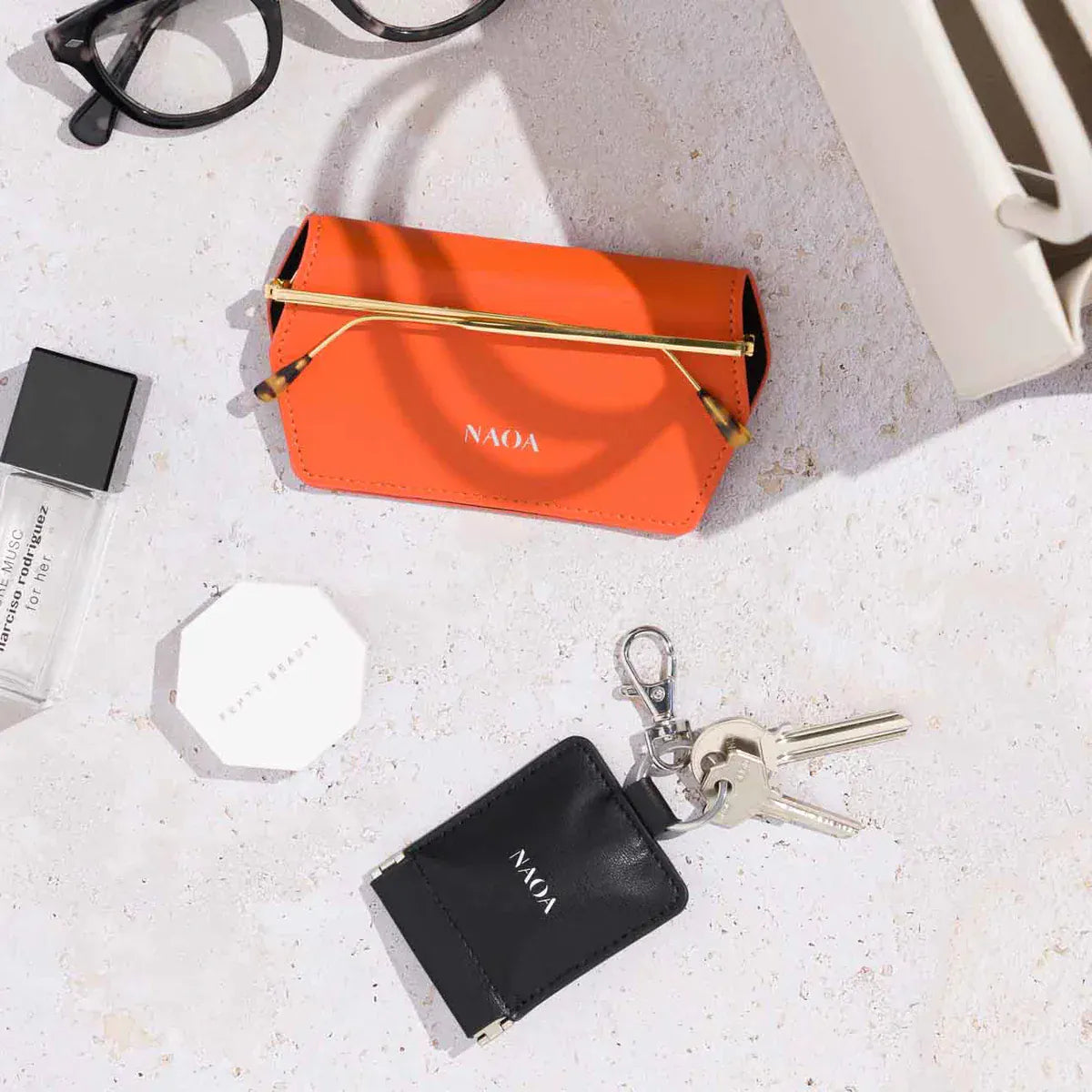 NAOA Eyewear Accessories Vegan Keyring with Microfibre