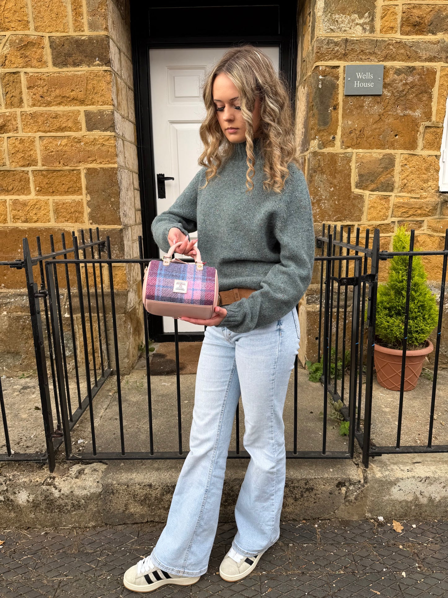 NELLIE & DOVE Jumpers Loch Ness Jumper