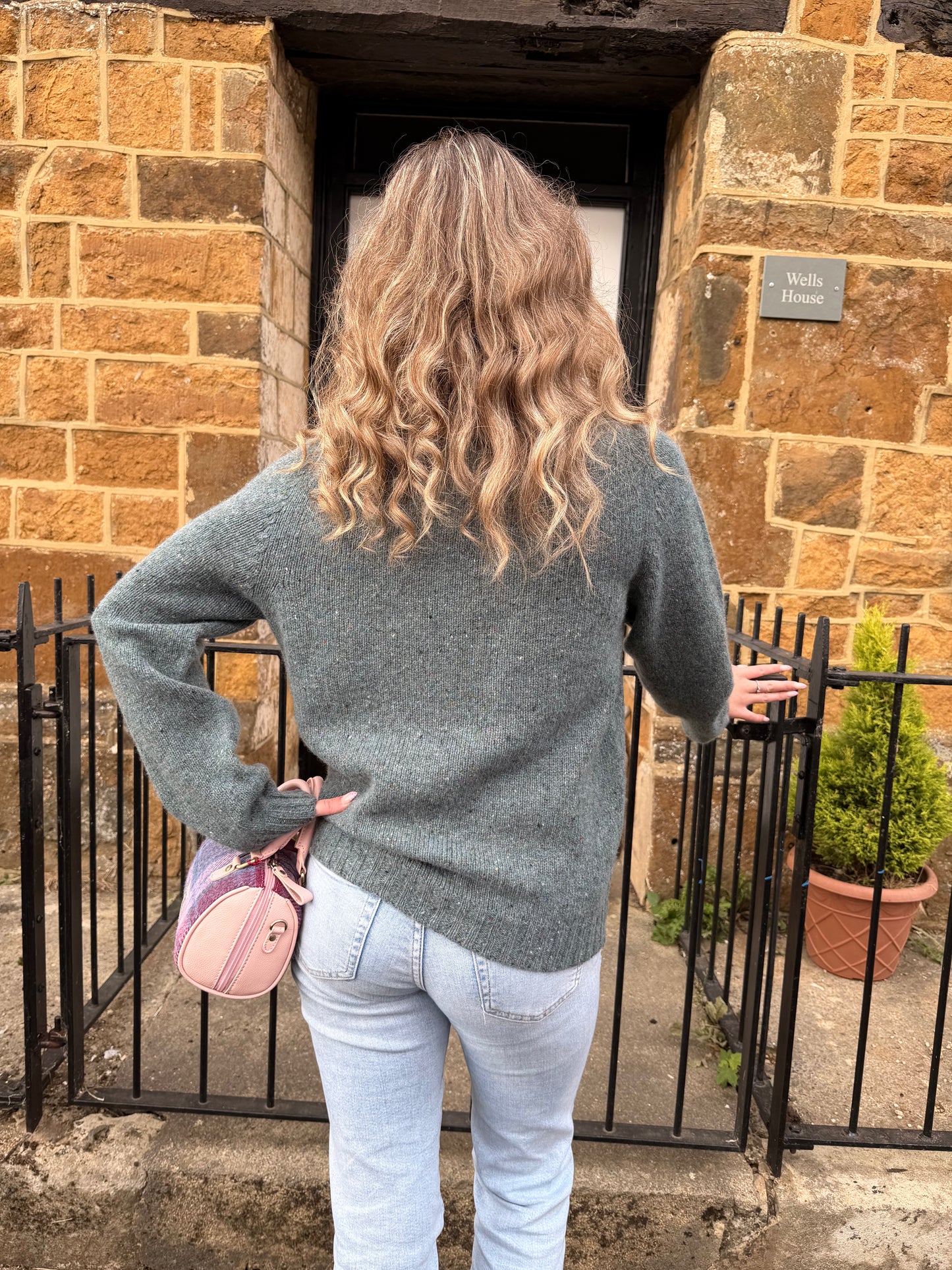 NELLIE & DOVE Jumpers Loch Ness Jumper
