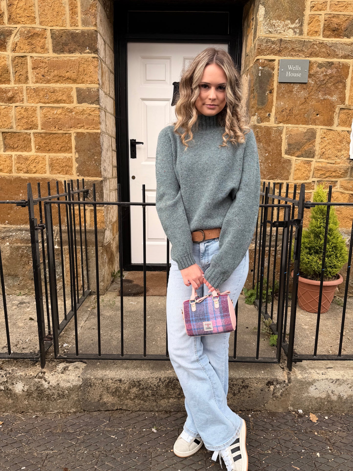 NELLIE & DOVE Jumpers Loch Ness Jumper
