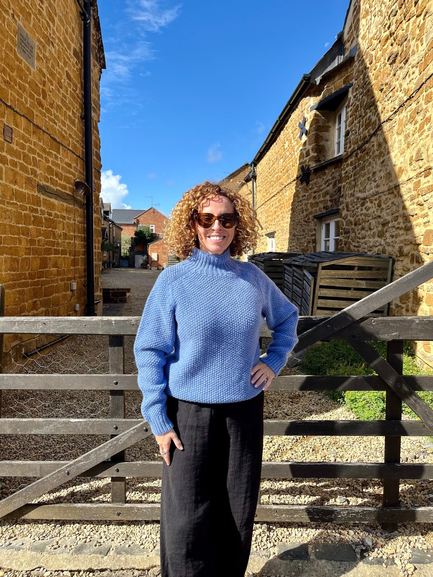 NELLIE&DOVE Jumpers No. 1 Jumper in Moss Stitch Cornflower