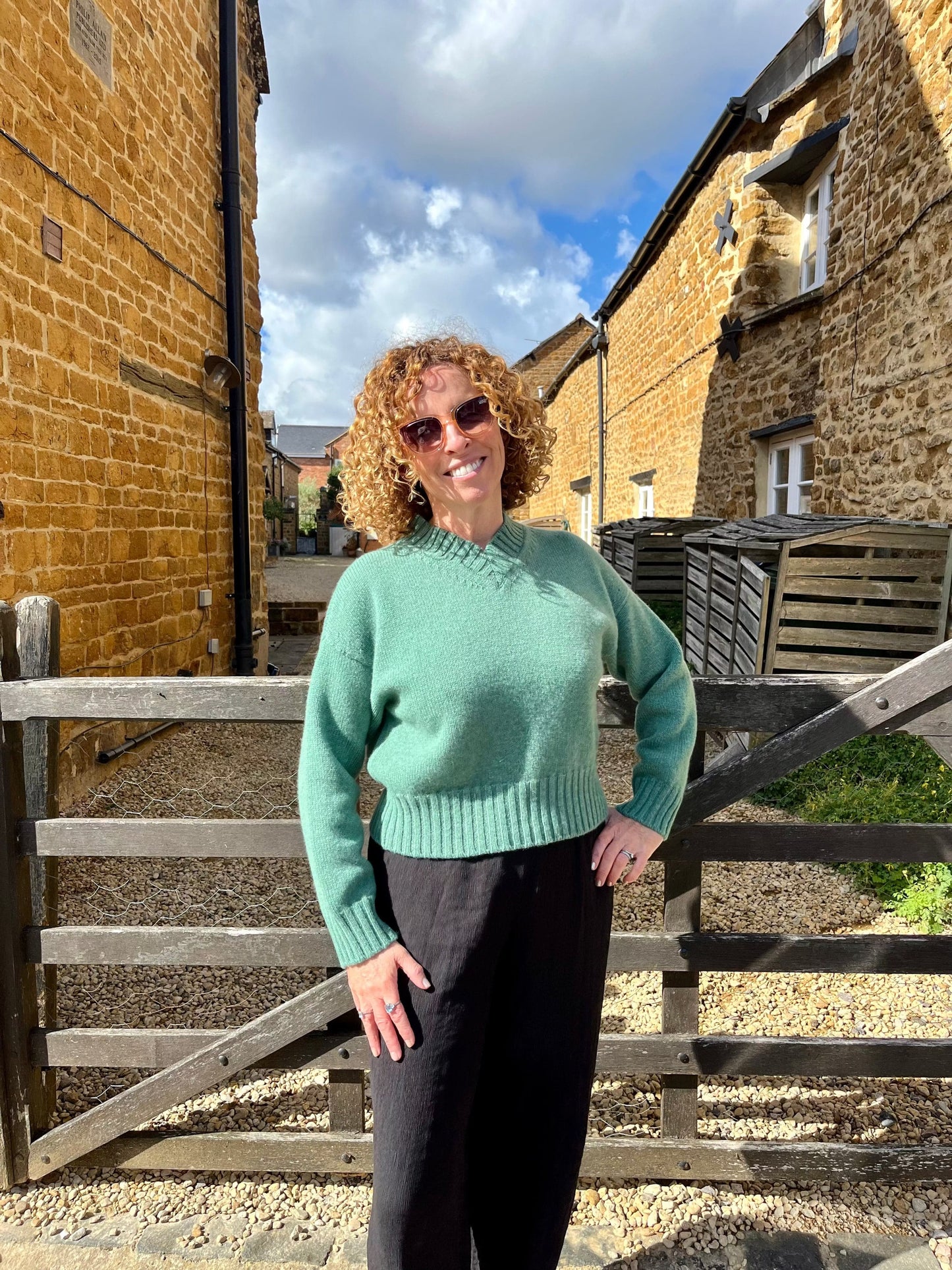 NELLIE & DOVE Knitwear The Willow V-Neck