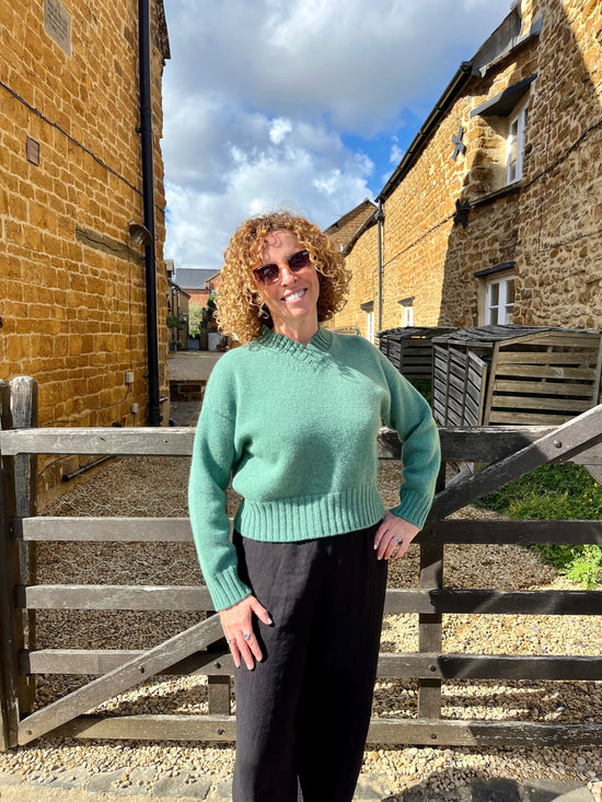 NELLIE & DOVE Knitwear The Willow V-Neck