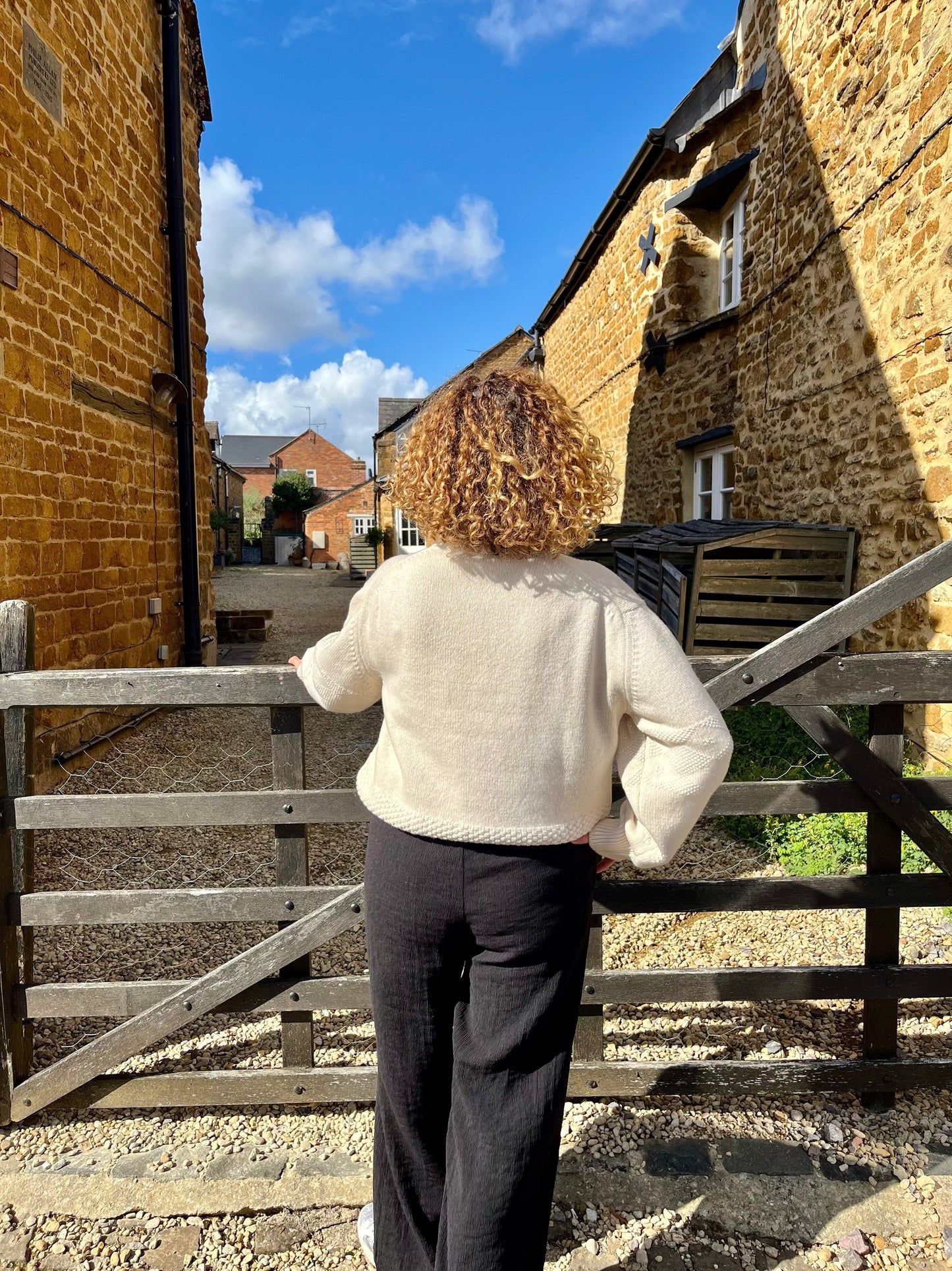 NELLIE & DOVE Knitwear Winter Rose Knit