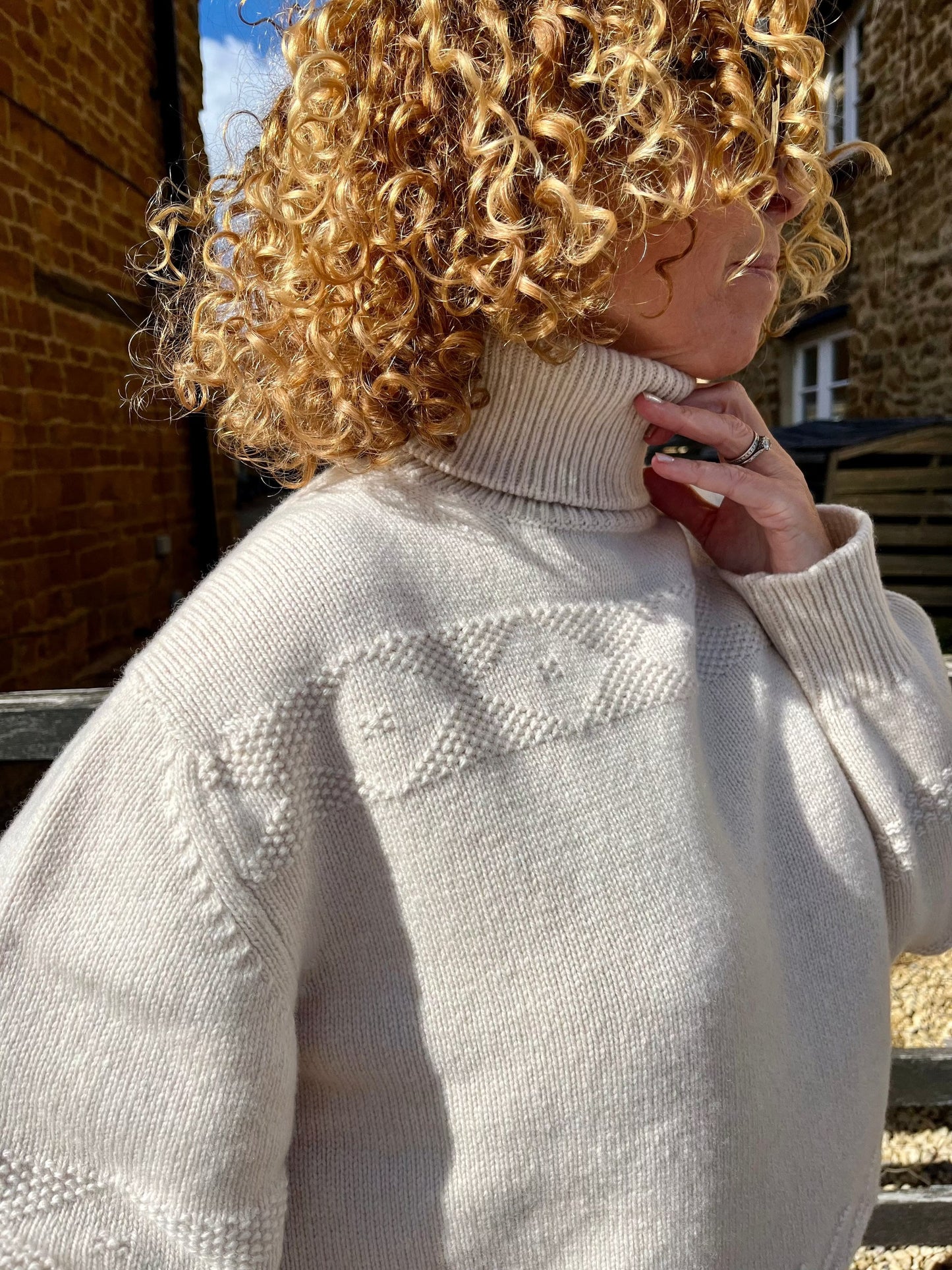 NELLIE & DOVE Knitwear Winter Rose Knit