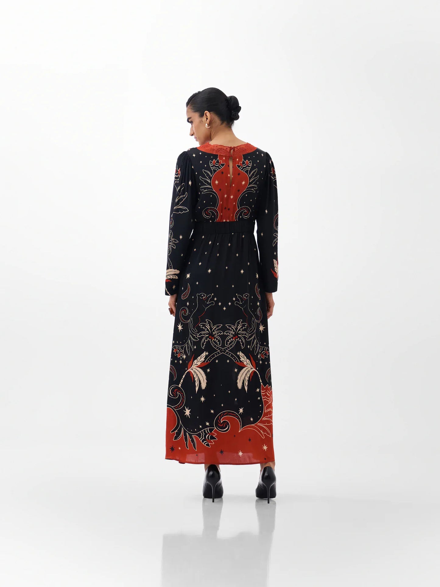 NOIB Dresses Aura Dress in Nocturnal Jungle
