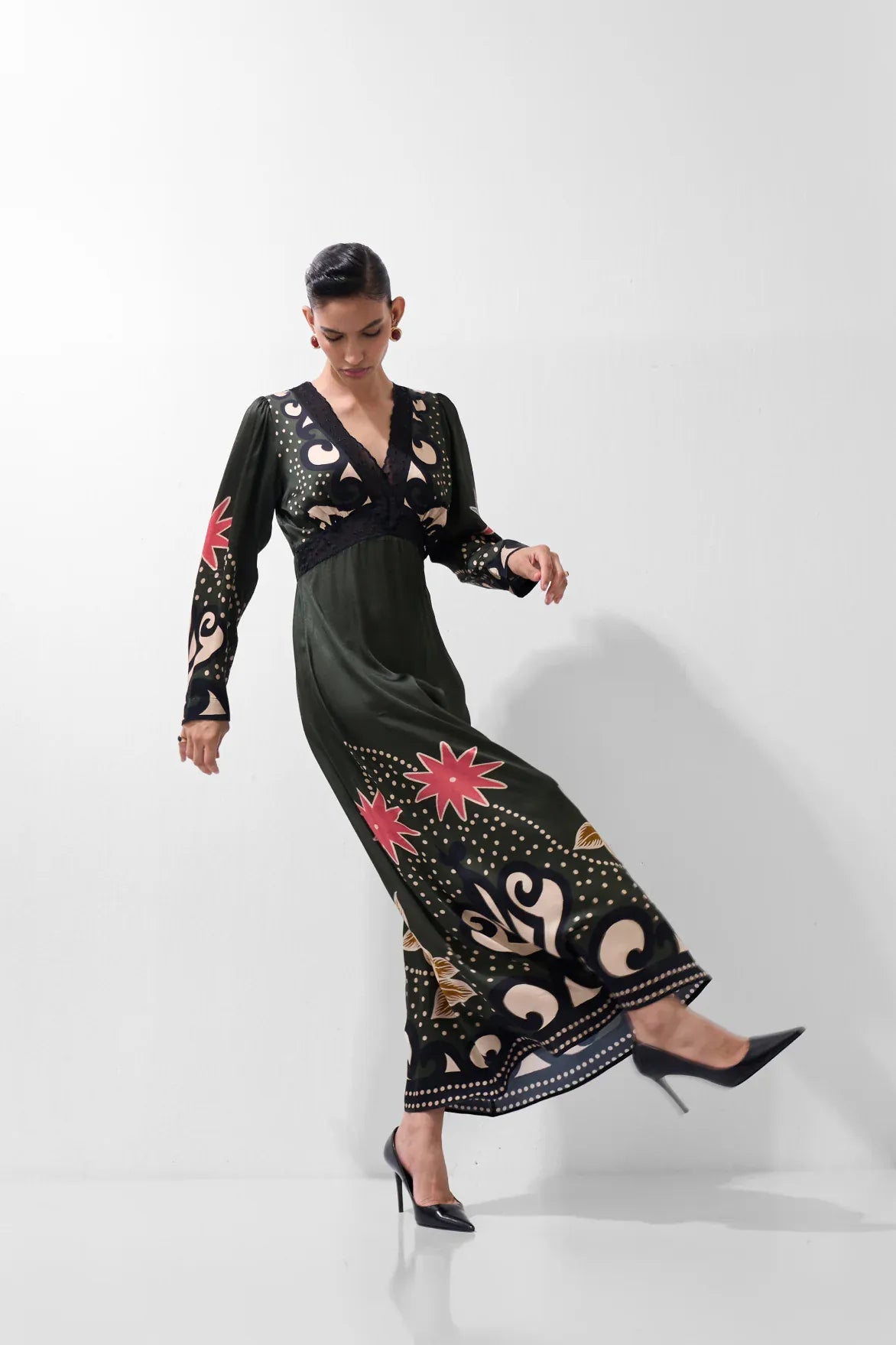 NOIB Dresses Aura Dress in Old Rose