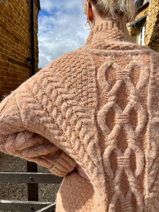 ONE COLLECTIVE Knitwear Annecy Knit in Spice