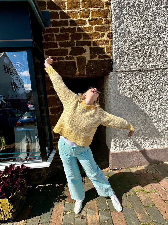 ONE COLLECTIVE Knitwear Natron Knit in Mustard