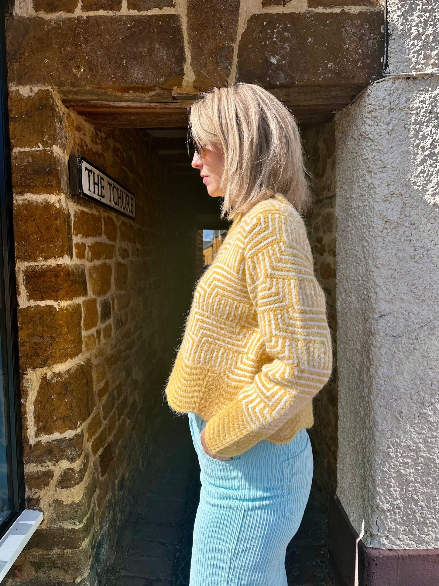 ONE COLLECTIVE Knitwear Natron Knit in Mustard