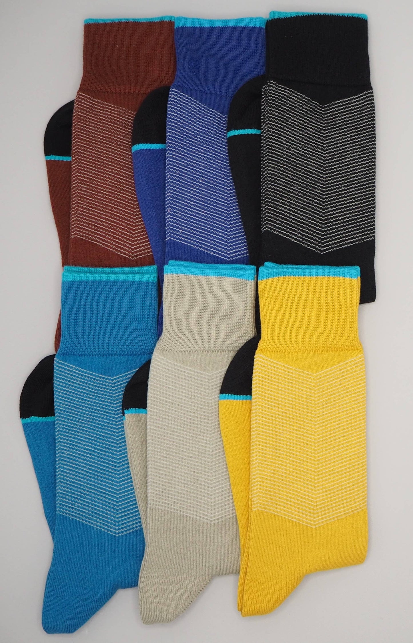 Peper Harow Socks Mens Socks Chevron Men's Luxury Socks: Garnet