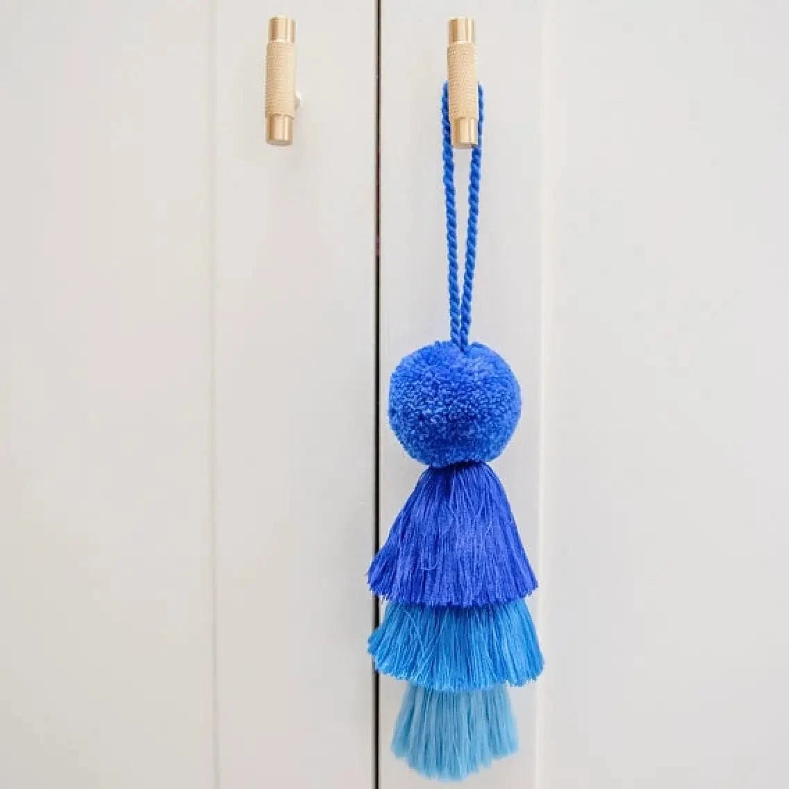 PomPom Galore Room Decor Pom Pom Trio Tassel Swags 5cm, Blues