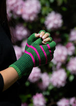 Quinton & Chadwick Hats & Gloves Tuck Fingerless Gloves Leaf Green / Pink