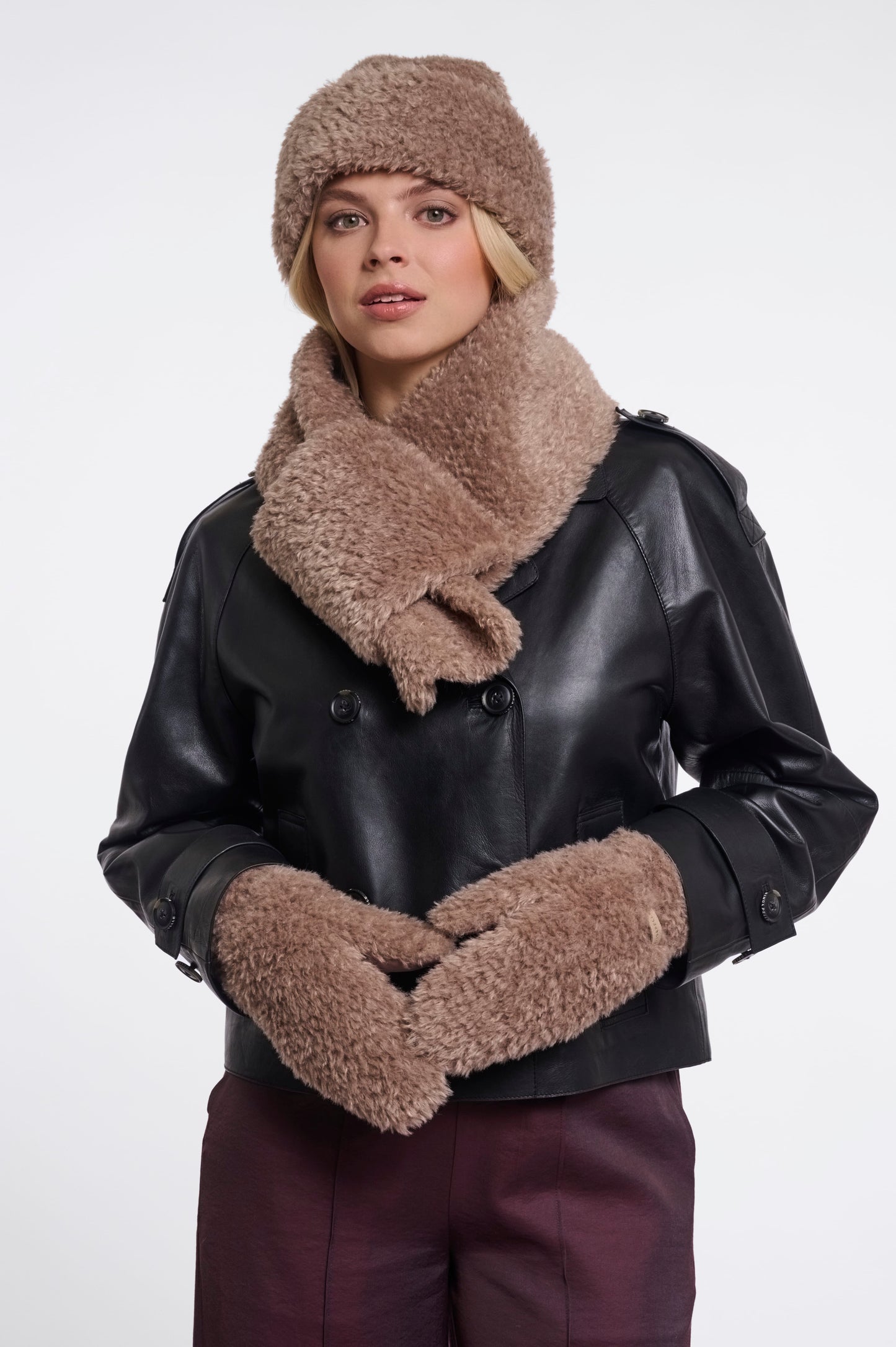 Rino & Pelle Hats & Gloves Rin Faux Fur Mittens in Mocha Latte