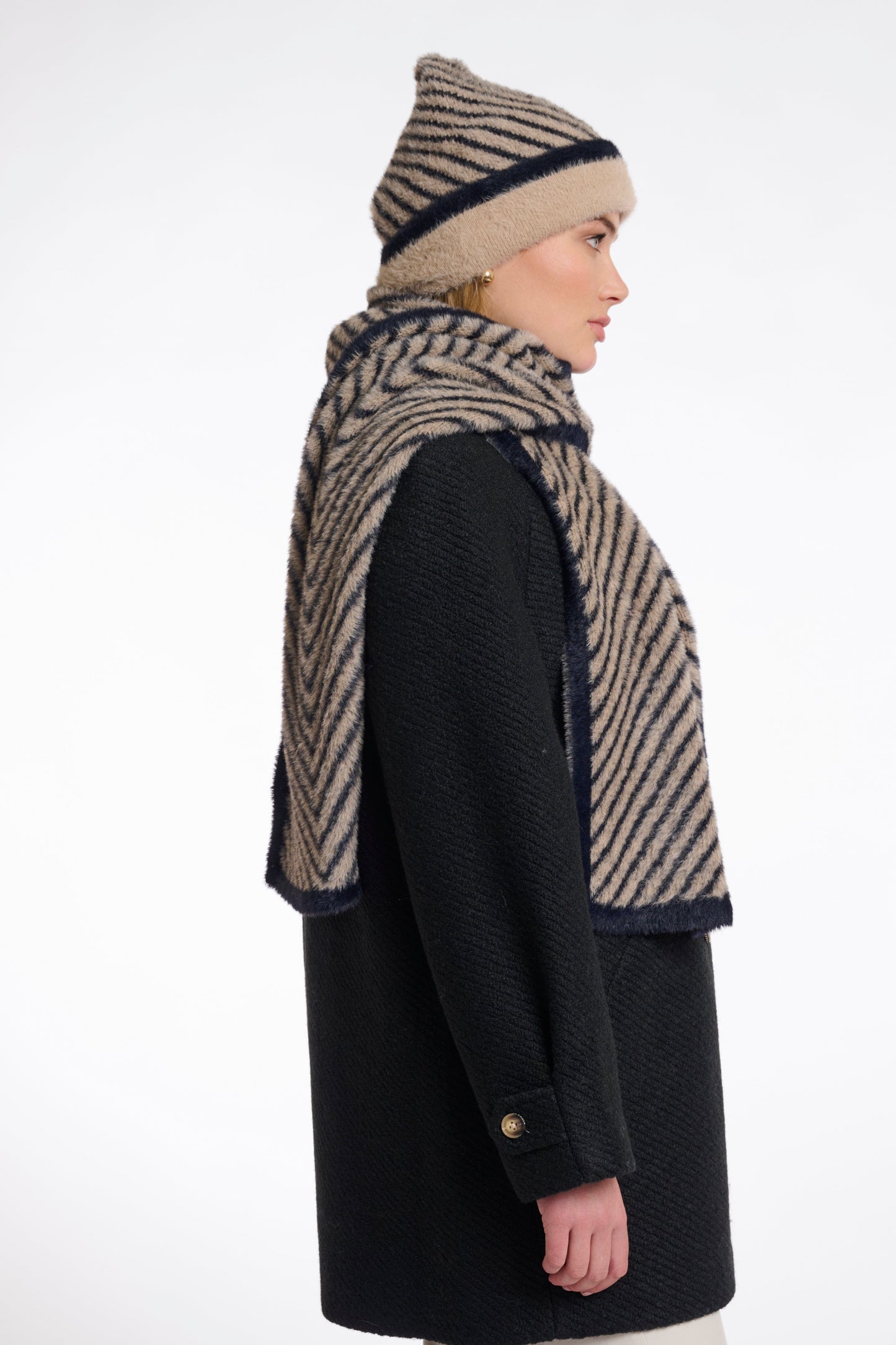 Rino & Pelle Scarves Neeltje Scarf in Oat Black