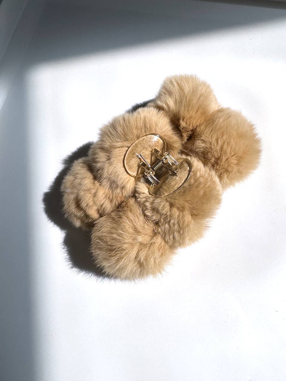 Solar Eclipse Accessories Fluffy Pom Vegan Fur Claw Hair Clip: White