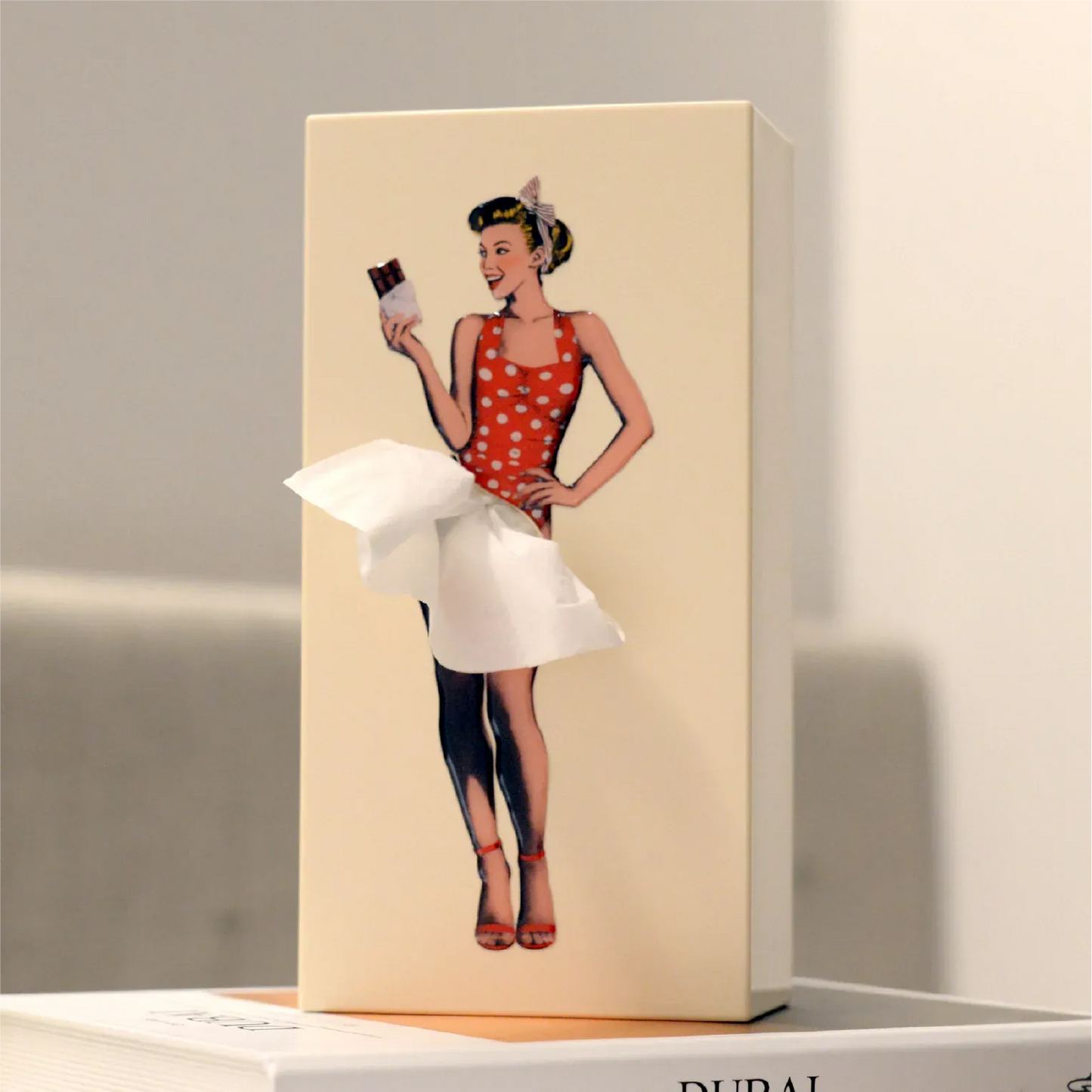 Spextrum Home Tissue Up Box Lady with Chocolate on Cream