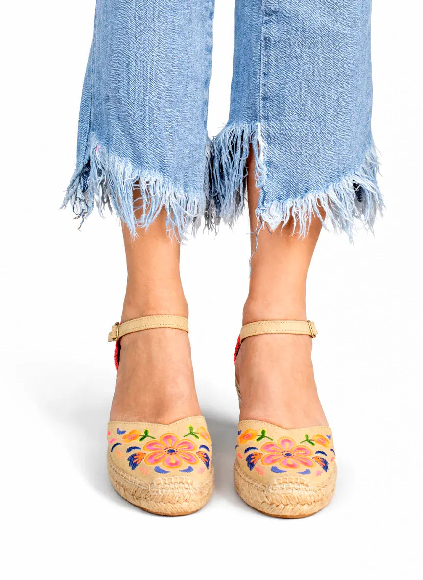 Star Love Ladies Shoes Libra Embroidered Fluorescent Espadrilles